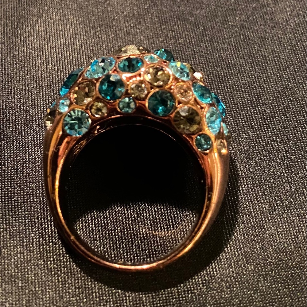 Ring - Picture 3 of 5